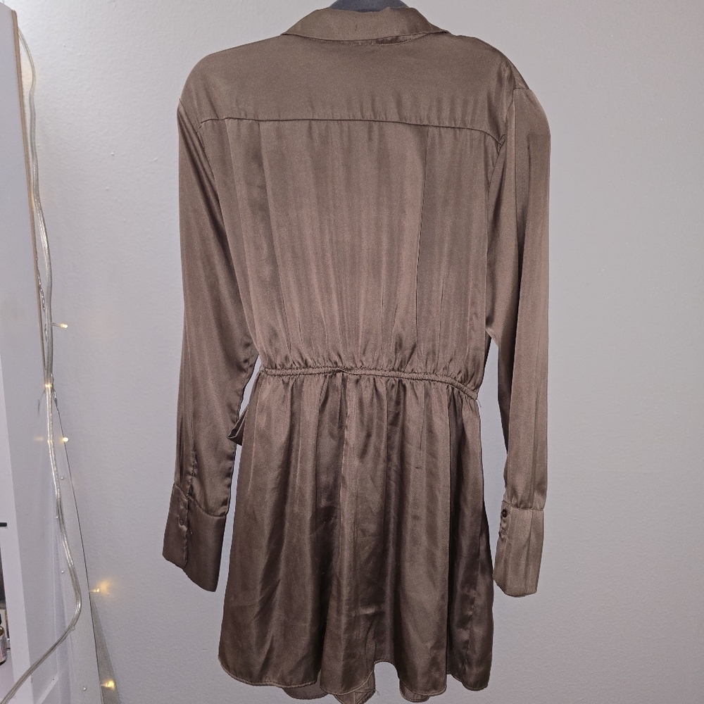 Mustard Seed Satin Wrap Romper Brown Long Sleeve Tie Waist Soft Glam Size L - Picture 5 of 5